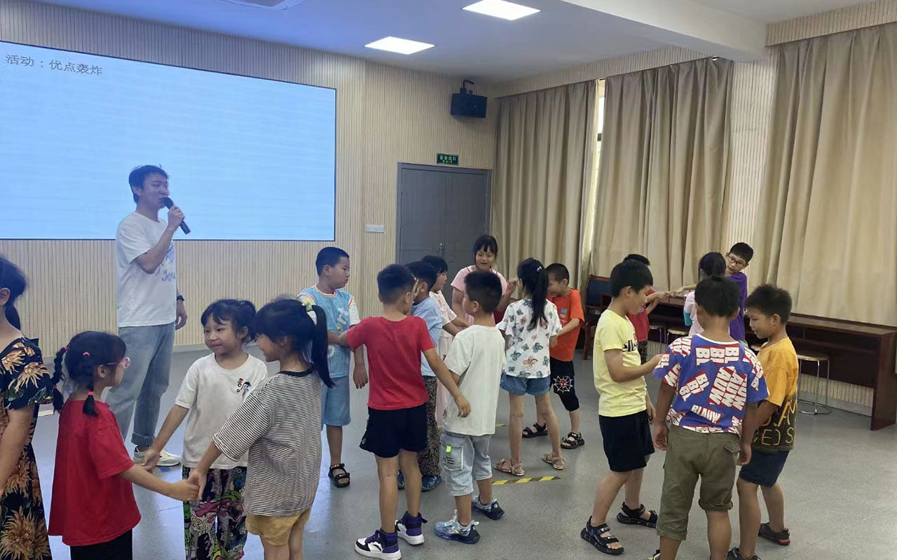 咸安龙观乡中心学校