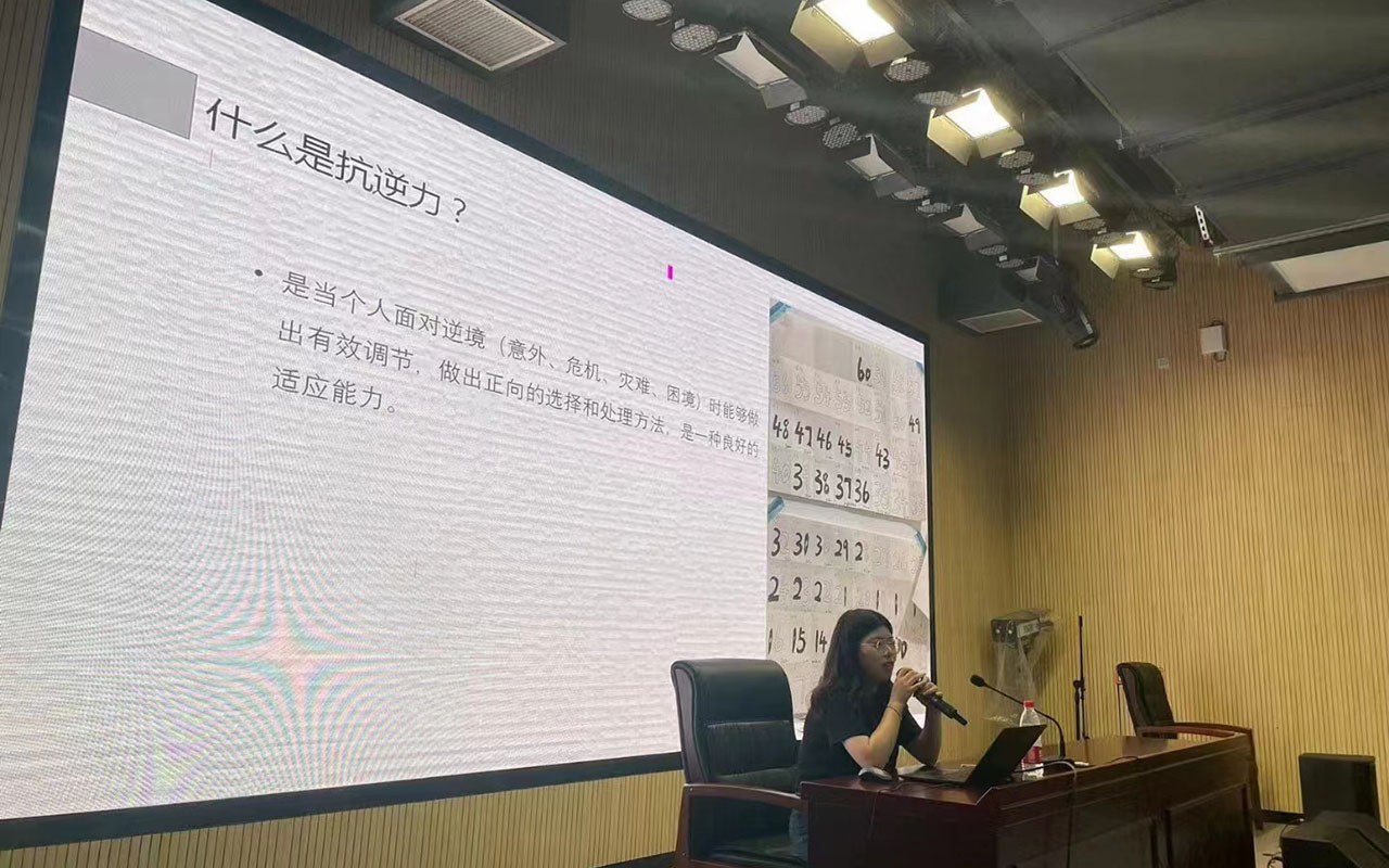 咸安董玉娣中学